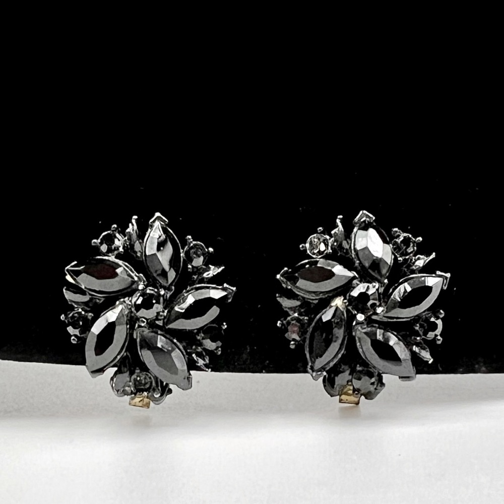 Vintage Black Flower with Rhinestones Clip on Earrings